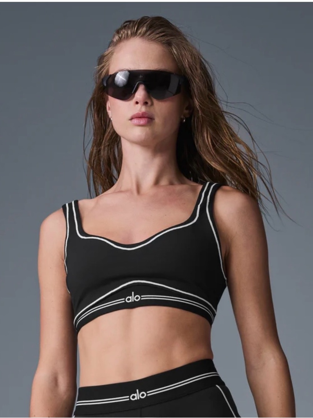 ALO Yoga Airbrush Heart Throb Bra in Black/White - XS